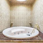 דירה Luxury In *